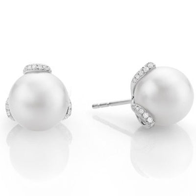 18 KARAT WHITE GOLD PEARL AND DIAMOND STUD EARRINGS