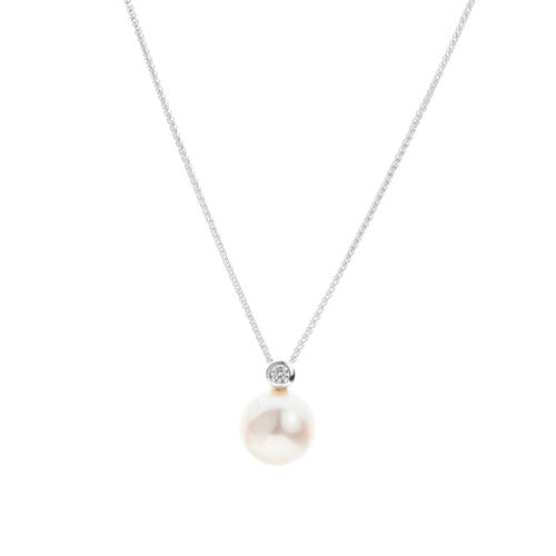 18K White Gold Cultured Pearl and Diamond  Necklace