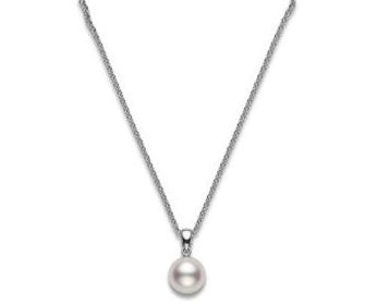18K White Gold Cultured Pearl Necklace