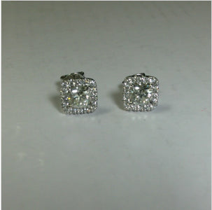 18K WHITE GOLD DIAMOND STUD EARRINGS