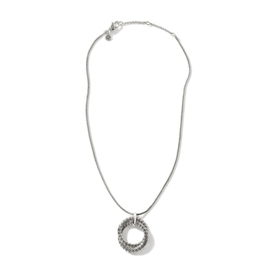 CLASSIC CHAIN INTERLINK PENDANT NECKLACE IN STERLING SILVER