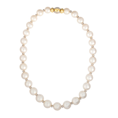 Estate Diamond Station Graduated Cultured South Sea Pearl in 18K Tri-Tone Gold, 2.15cttw