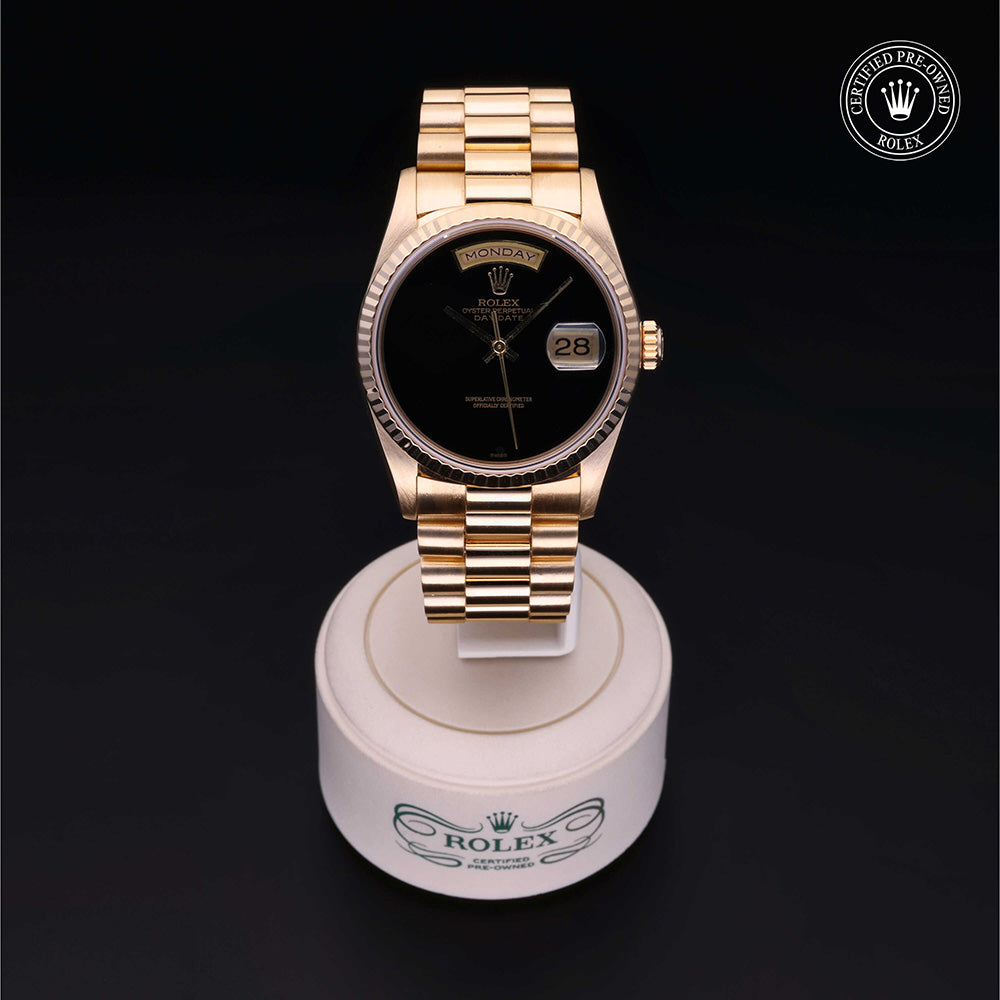 マーク・コート「Sunny Day Smiles 」リトグラフ＋スワロフスキー Rolex Certified Pre-Owned Day-Date 36.0mm in Yellow Gold, 18238