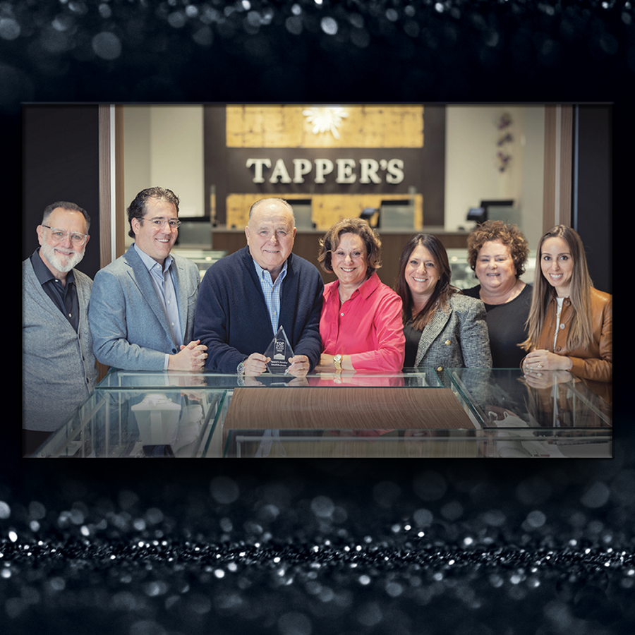 Tapper's Family Picture, left to right, Steven, Mark, Howard, Susan, Marla, Barbra, Leora