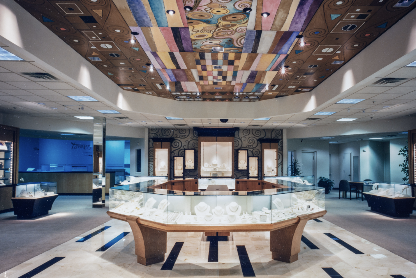 Tapper's 1994 Store Showroom Floor