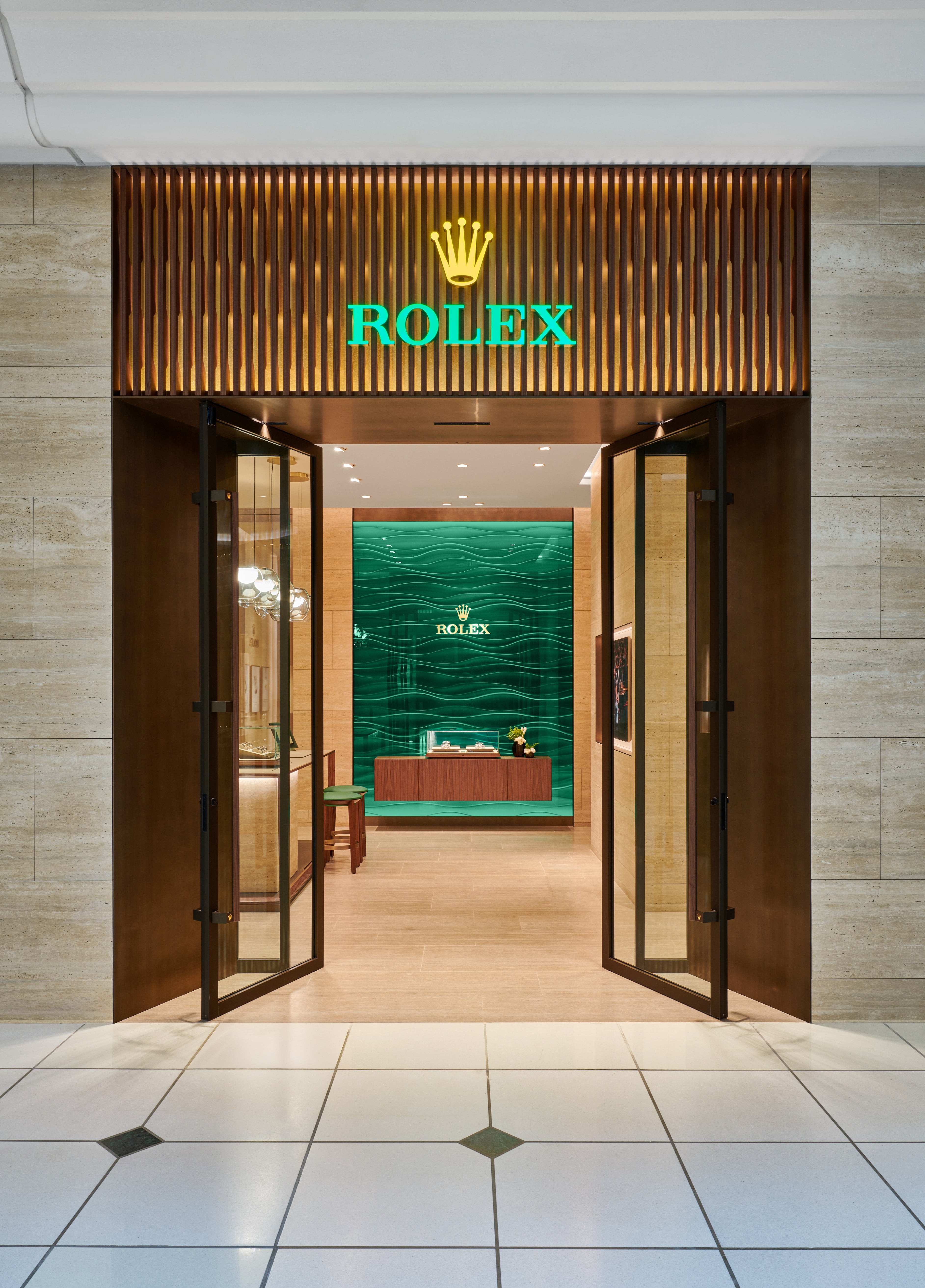 Rolex Boutique Tapper's Detroit - Somerset Collection South