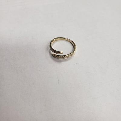 14 KARAT GOLD DIAMOND RING