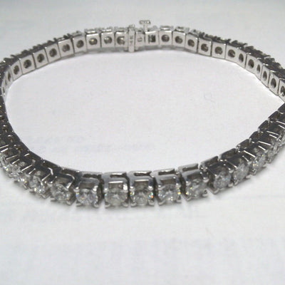 14K White Gold Diamond Bracelet