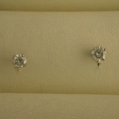 14K White Gold Diamond Earrings