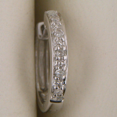 14K WHITE GOLD SINGLE HUGGIE EARRING - Tapper's Jewelry 