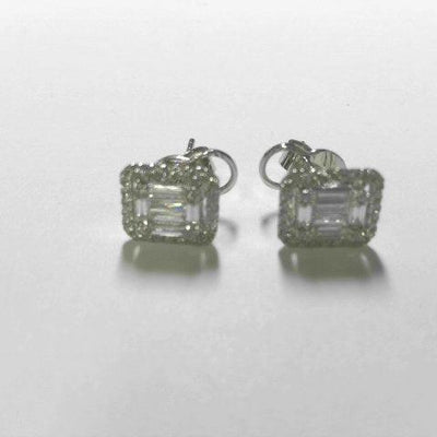 18K White Gold Diamond Earrings