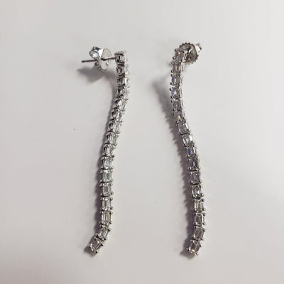 18K White Gold Diamond Earrings - Tapper's Jewelry 