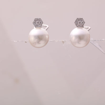 18K WHITE GOLD PEARL EARRINGS WITH DIAMONDS - Tapper's Jewelry 