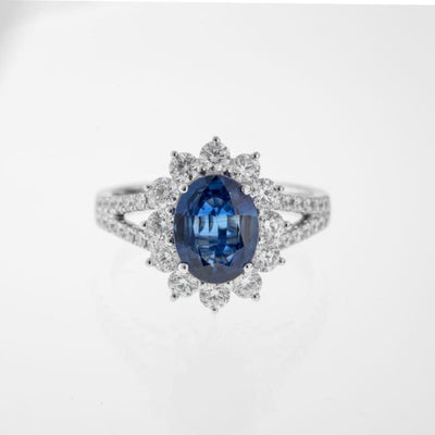 18K White Gold Sapphire and Diamond  Ring